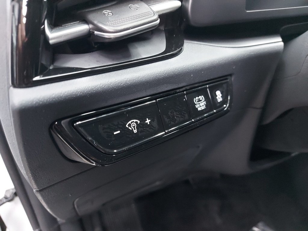 KIA Niro 2026 Blanc neige nacré Blainville - photo #14