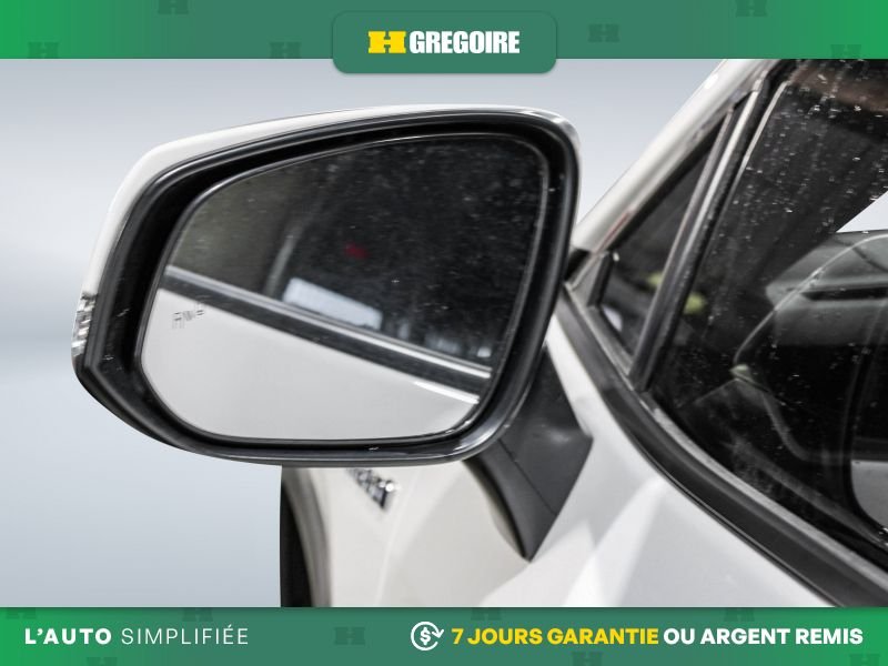Toyota Rav 4 R3539 | HYBRID LE AWD CAMERA SIEGES CHAUFFANTS 2021 Blanc Laval - photo #13
