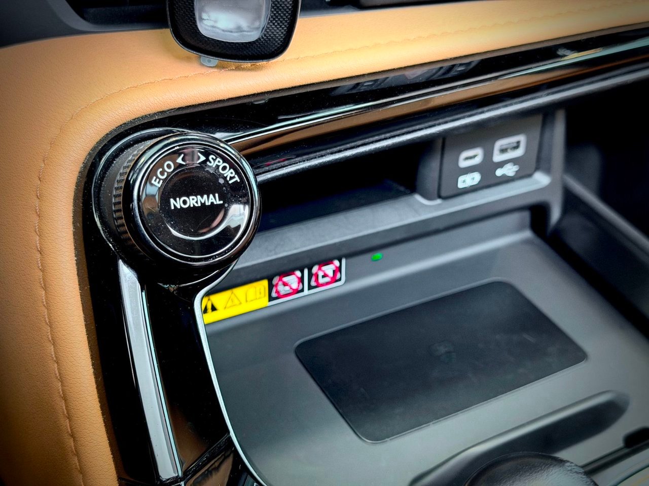 2022 Lexus NX Silver Notre-Dame-des-Prairies - photo #24