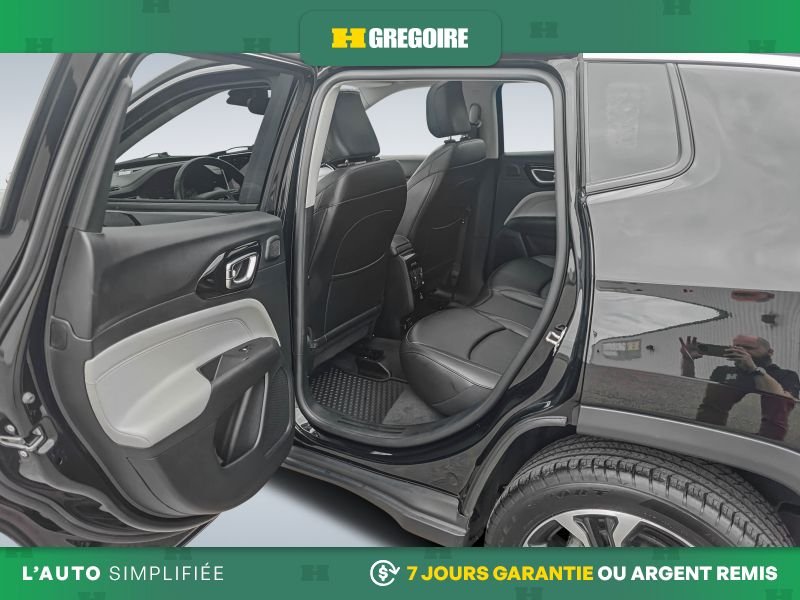 Jeep Compass S12857 | Limited 2022 Noir Laval - photo #21