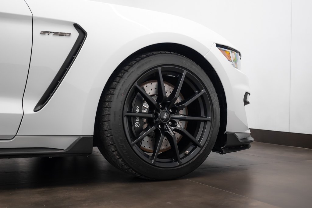2016 Ford Mustang 2dr Fastback Shelby GT350 Delivery KM ! White Kirkland - photo #6