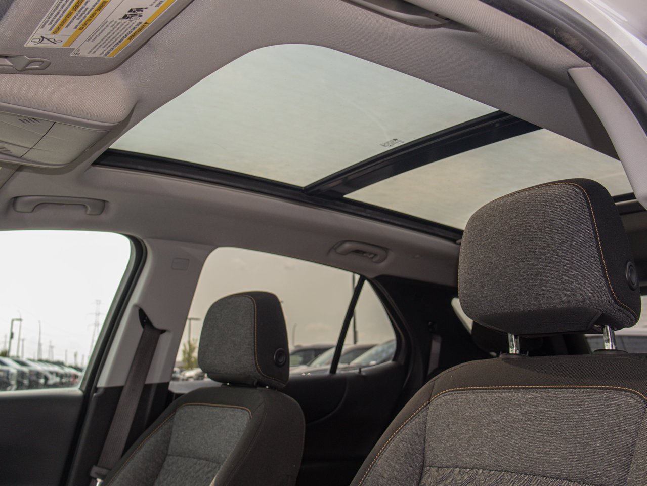 2022 Chevrolet Equinox AWD 4dr LT w/1LT White Sherwood Park - photo #18