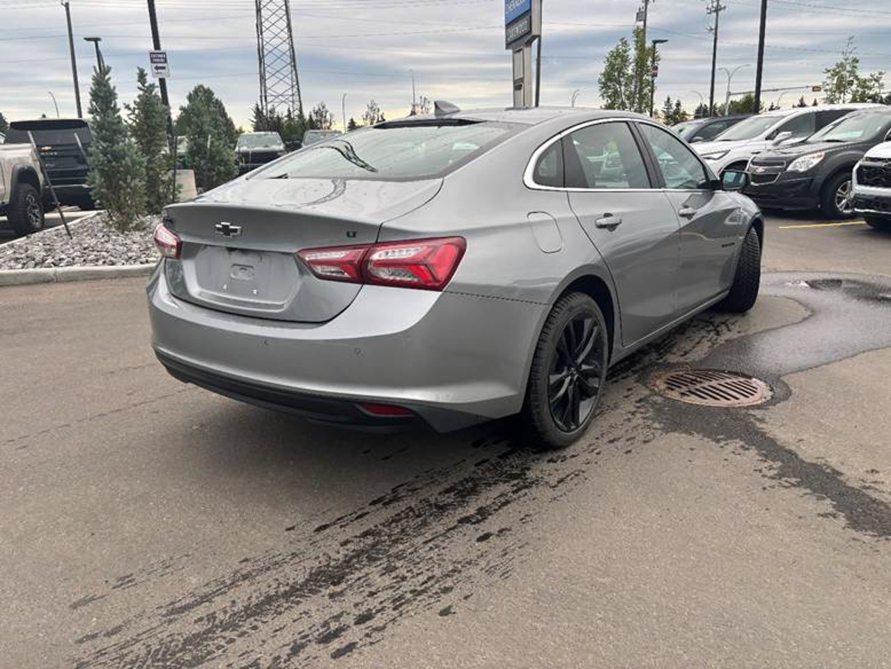 2024 Chevrolet Malibu 4dr Sdn 1LT Grey Sherwood Park - photo #4