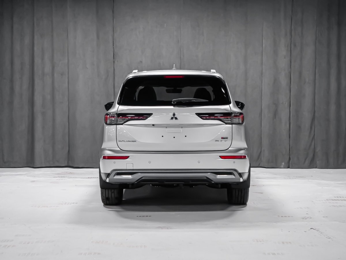 Mitsubishi Outlander PHEV SEL 2026 Fini Gris pierre de lune de qualité supérieure Montréal - photo #4
