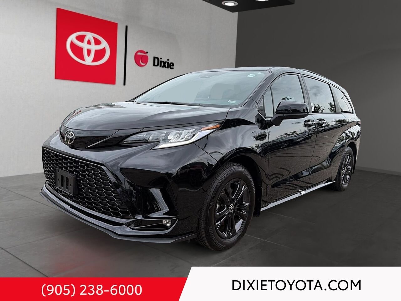 2026 Toyota Sienna XSE AWD TEC PKG / HEATED SEATS / REAR-ENTERTAINMENT PLAYER / ALLOY WHEELS / CARPLAY AND ANDROID AUTO Black Mississauga - photo #0