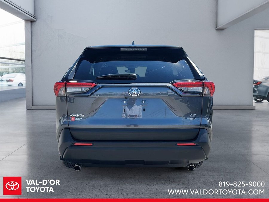 Toyota RAV4 LE TI 2025 2025 Gris