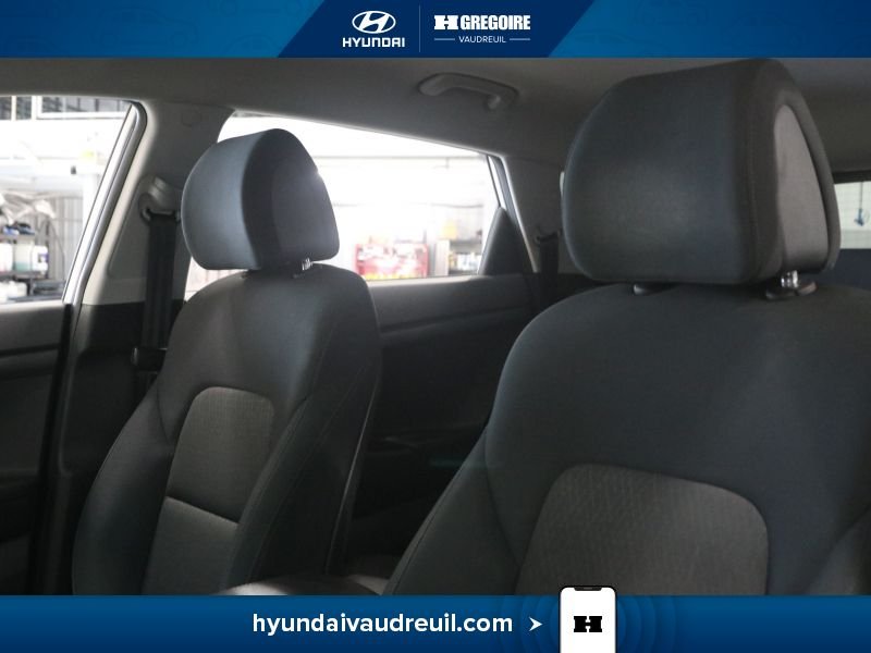 2017 Hyundai Tucson White Laval - photo #13