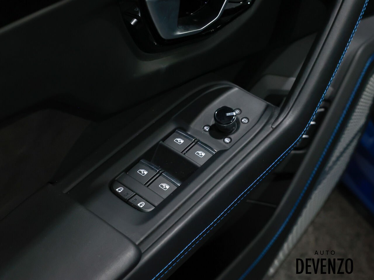 2024 Lamborghini Urus Blue Saint-Eustache - photo #12