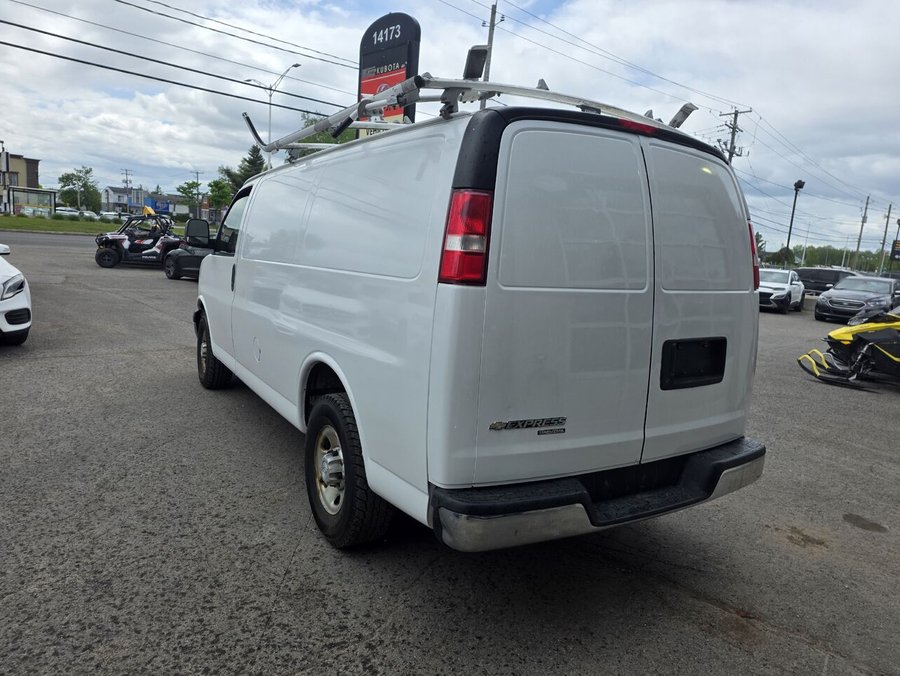 Chevrolet Fourgonnette Express utilitaire 2016 2016 Blanc