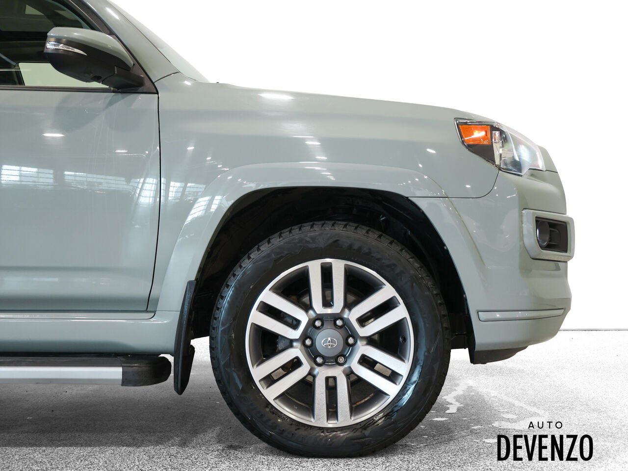 2022 Toyota 4Runner Grey Saint-Eustache - photo #4