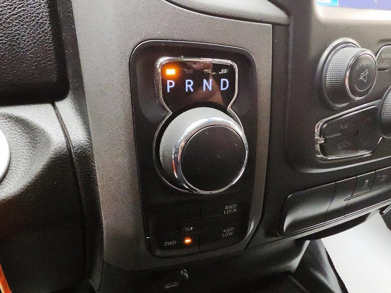 2023 Ram 1500 Classic VIN 1C6RR7ST9PS520748 Baie-Comeau - photo #14