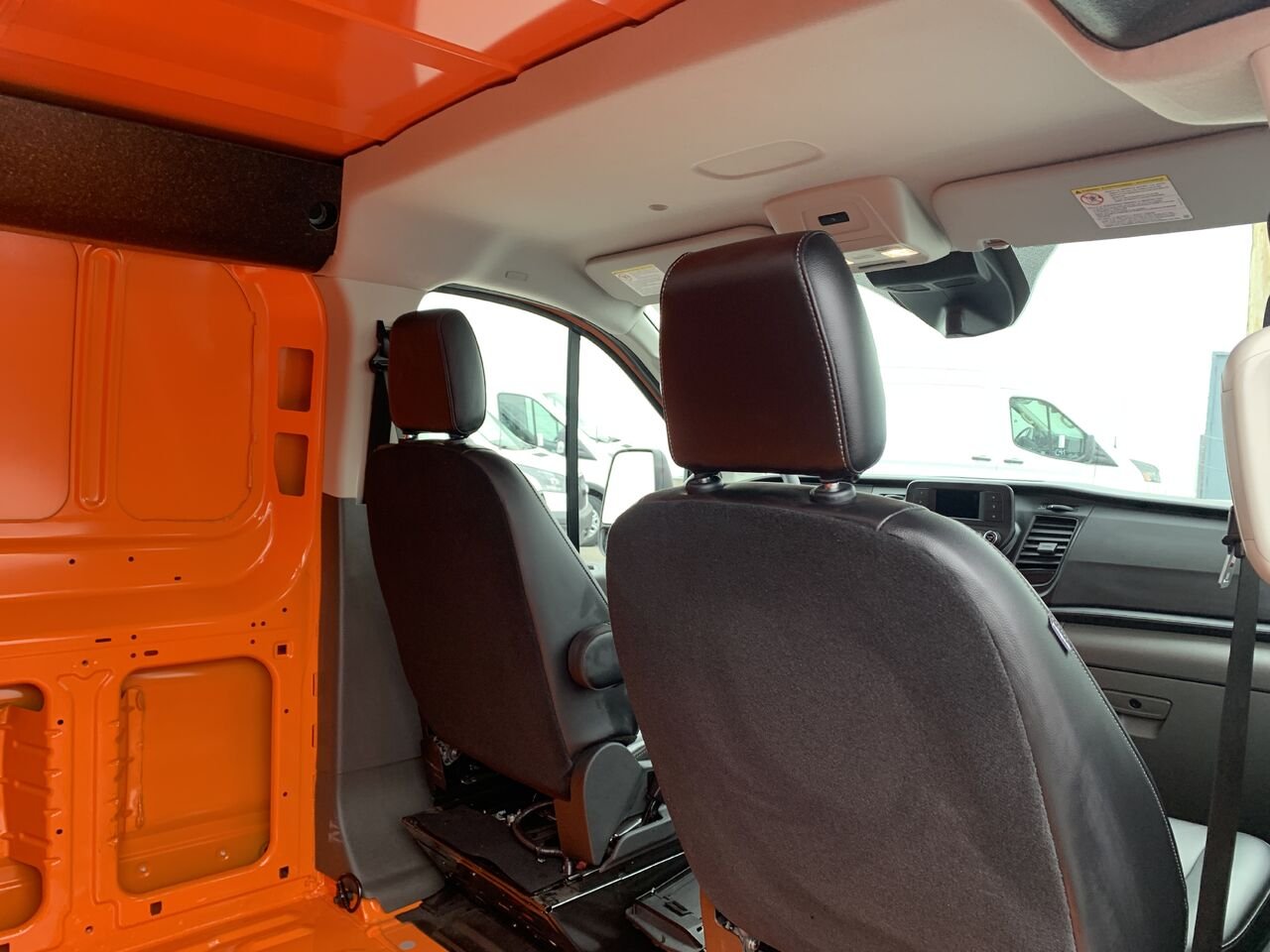 2025 Ford Transit fourgon utilitaire Orange Châteauguay - photo #14