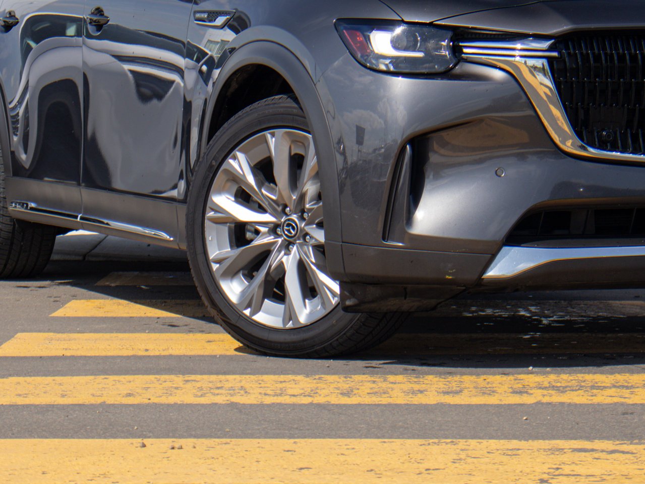 2025 Mazda CX-90 MHEV GT AWD Grey Sherwood Park - photo #5
