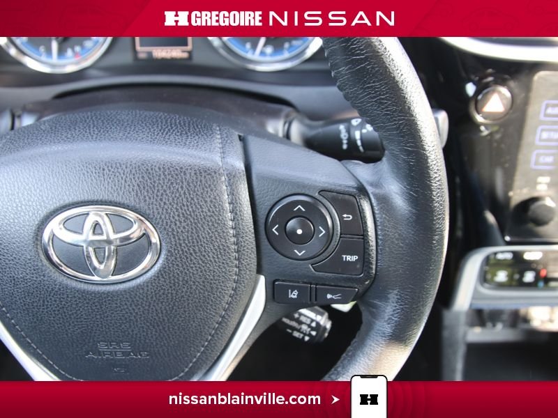 2017 Toyota Corolla White Blainville - photo #17