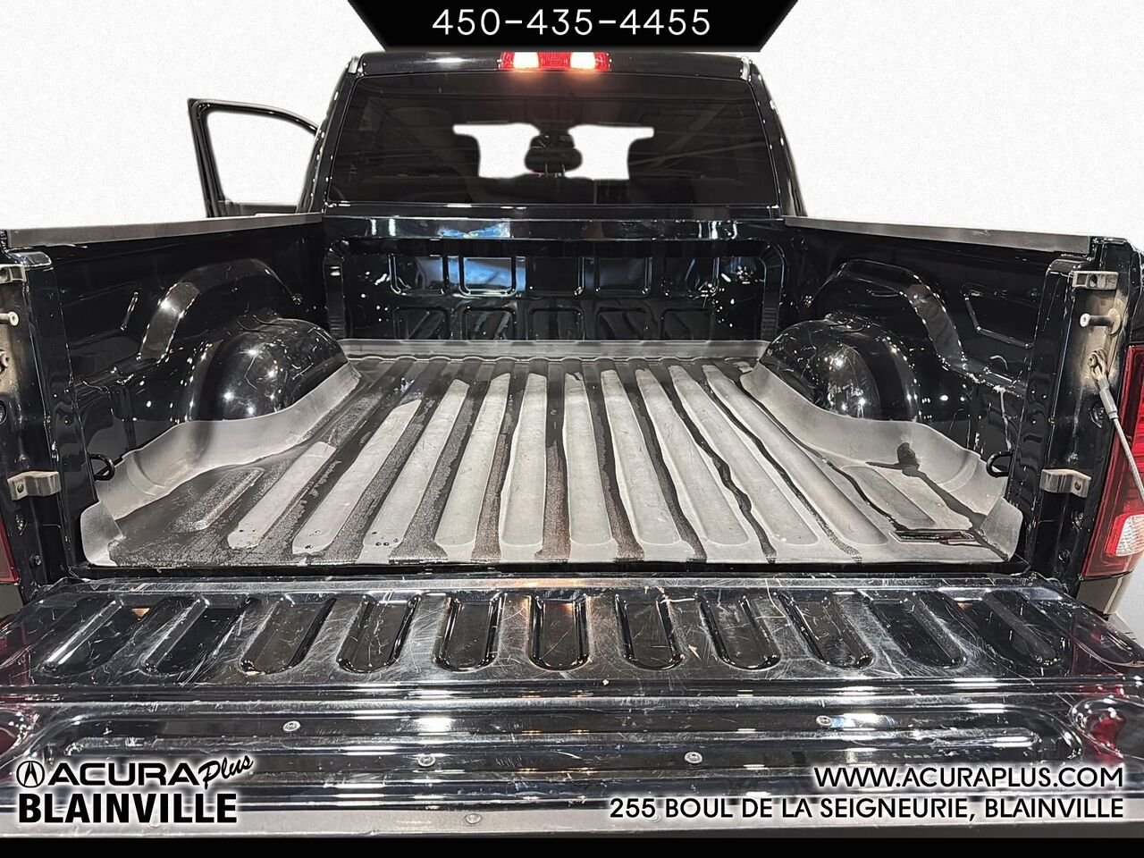 2022 Ram 1500 Classic Black Blainville - photo #15