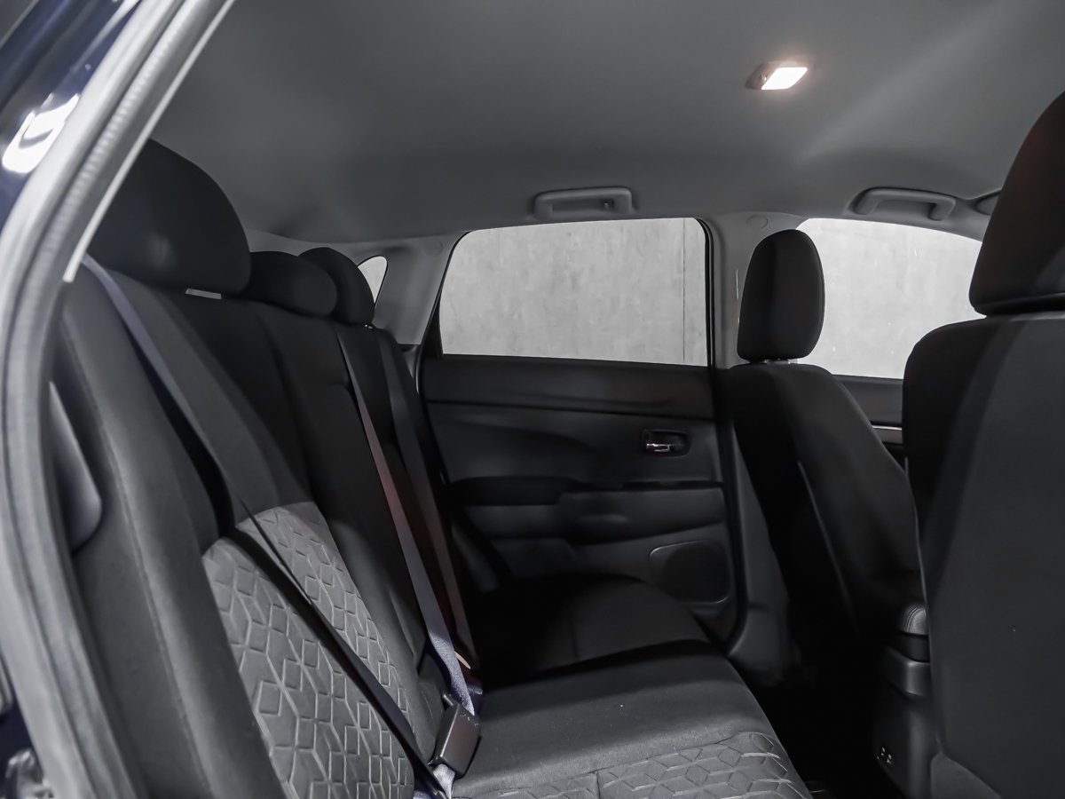 2026 Mitsubishi RVR SE Black Montreal - photo #14