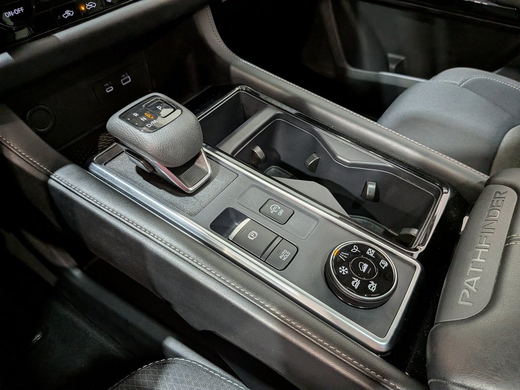 2024 Nissan Pathfinder Rock Creek 4WD White Val-David - photo #30