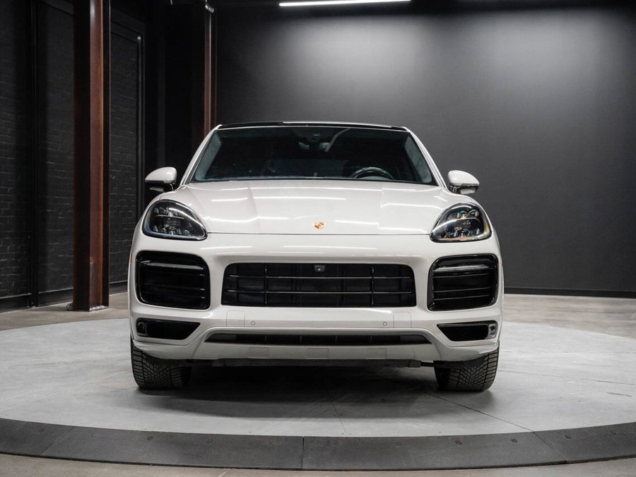 2023 Porsche Cayenne GTS 2023 White