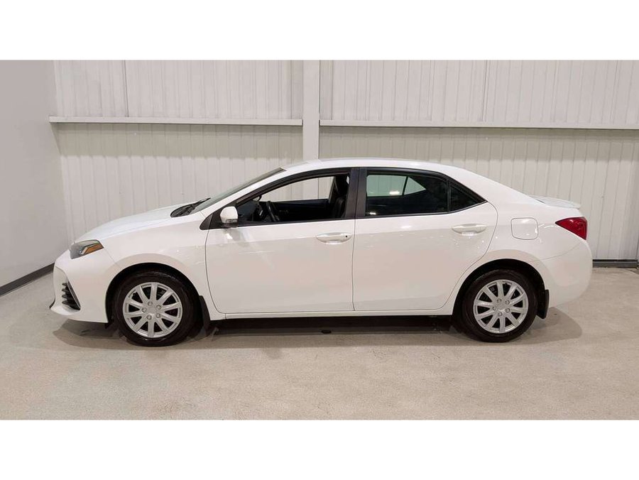 2017 Toyota Corolla 2017 White