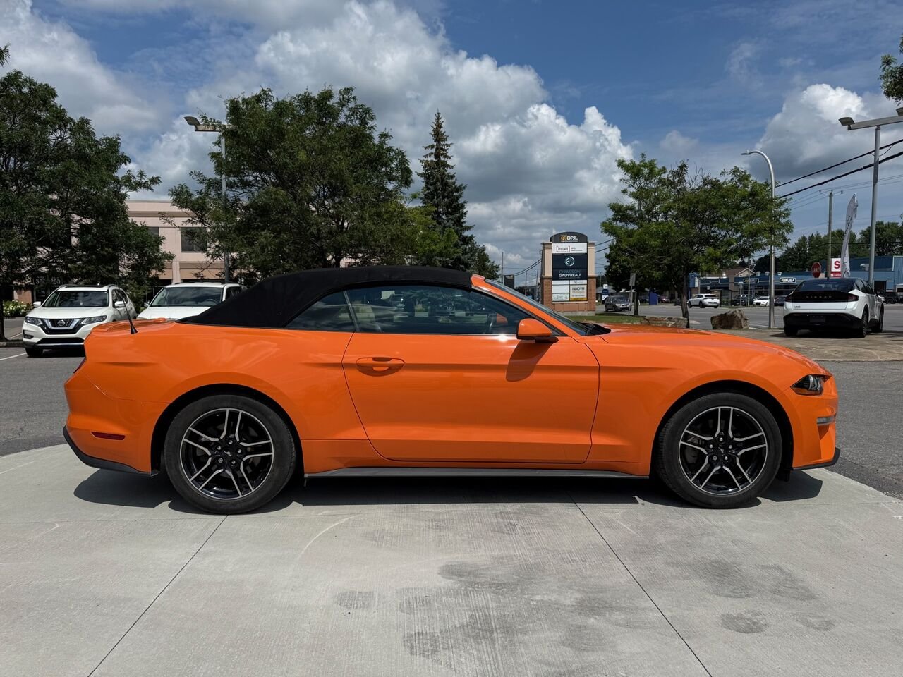 2020 Ford Mustang EcoBoost décapotable Orange Châteauguay - photo #3