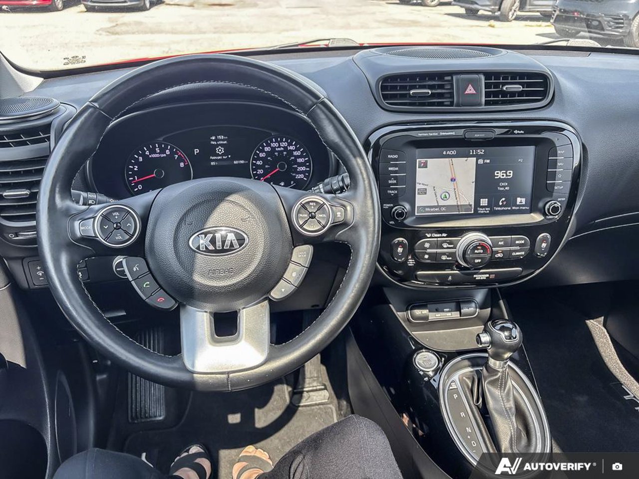 Kia Soul KNDJP3A51J7582744 2018 Rouge Mirabel - photo #15