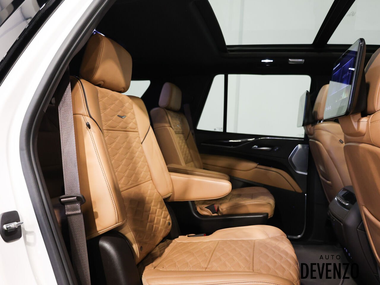 Cadillac Escalade 2024 Blanc Saint-Eustache - photo #10