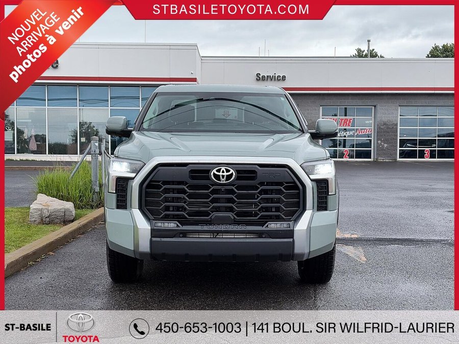 TOYOTA TUNDRA 2024 2024 Gris