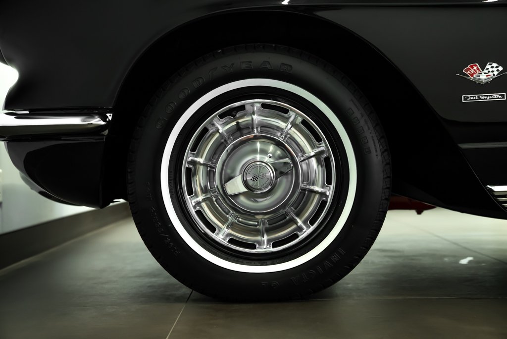 1962 Chevrolet Corvette Black Montreal - photo #21