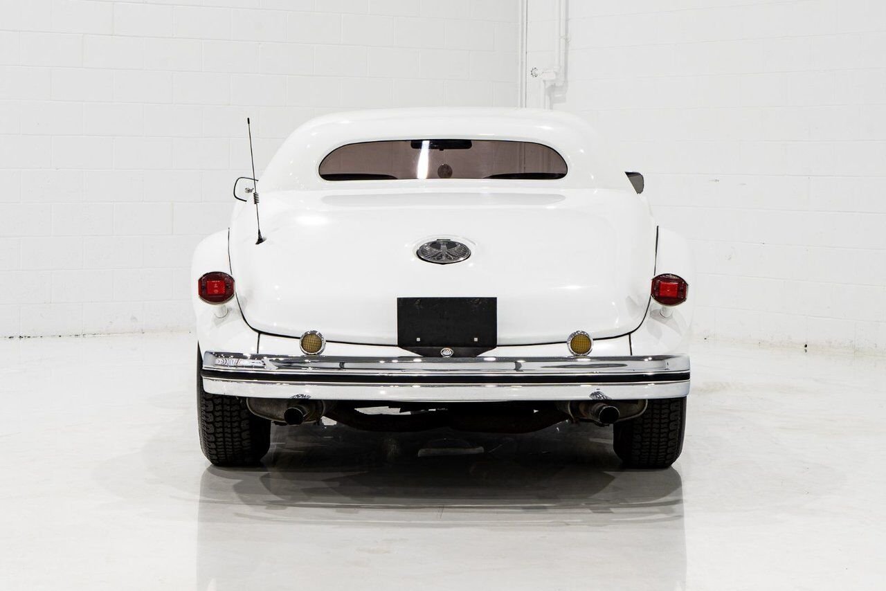 1981 Phillips Motor Car Berlina Coupe Only 1 of 78 produced. Very rare | PRIX EN USD White Montreal - photo #45