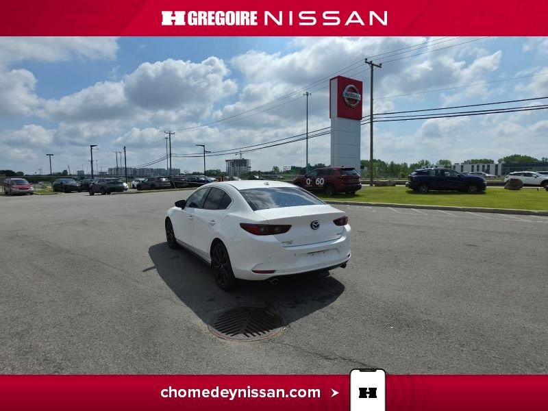 2024 Mazda 3 White Laval - photo #7