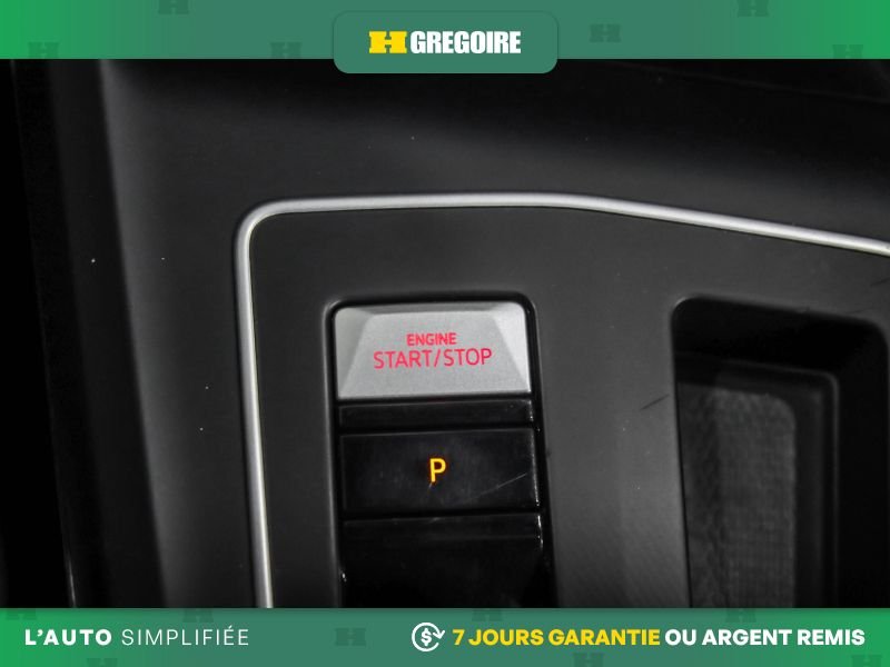 2022 Volkswagen Golf GTI Yellow Laval - photo #16
