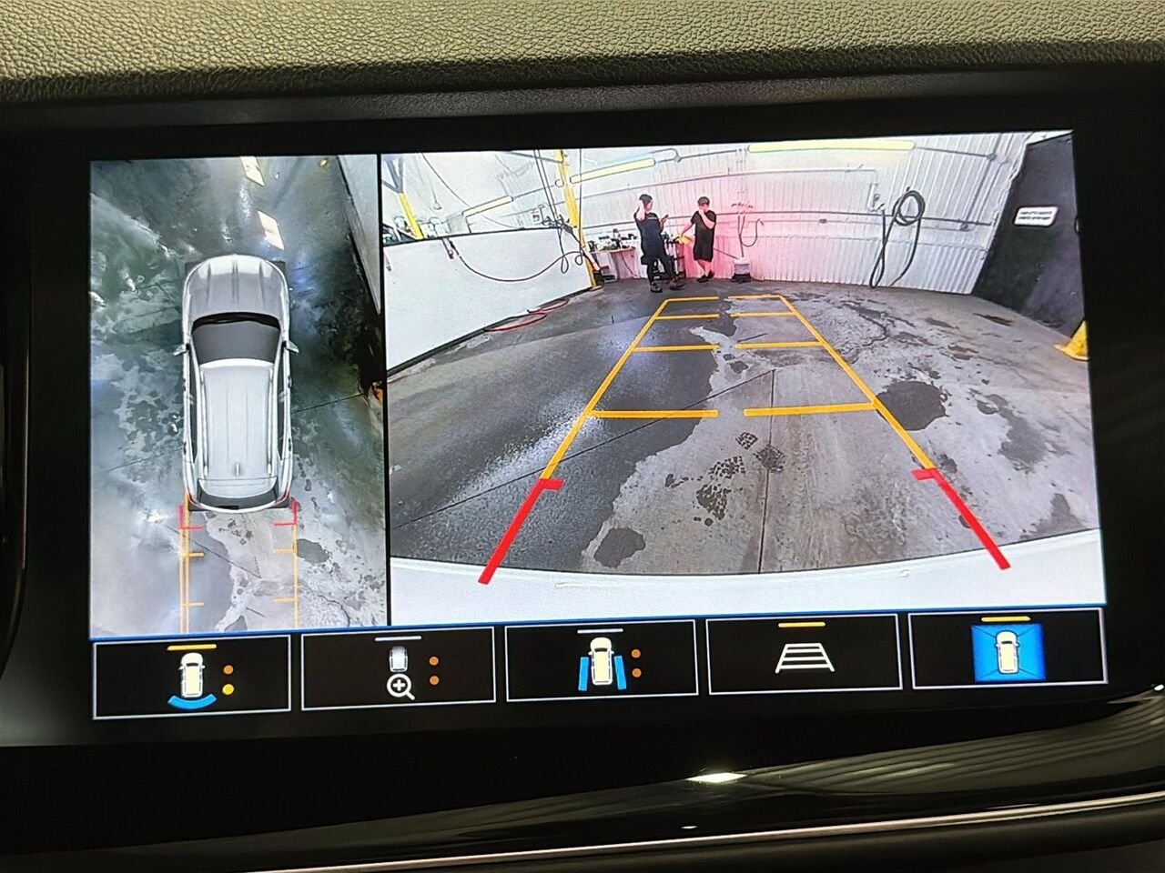 2021 BUICK ENVISION AVENIR White Saint-Hyacinthe - photo #17