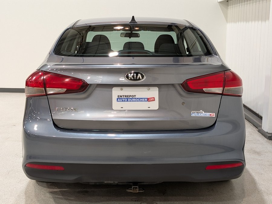 Kia Forte LX Manual 2018 Gris