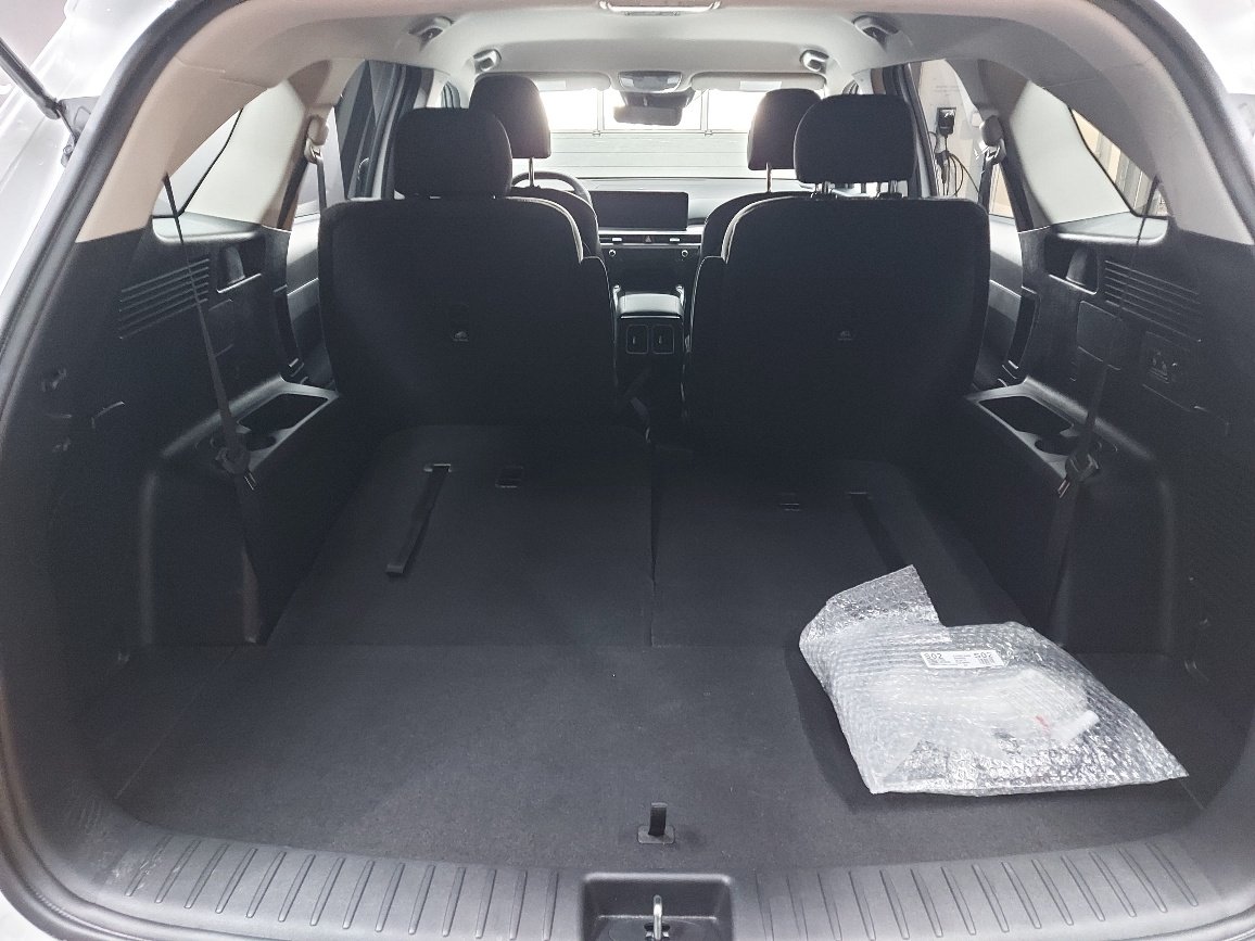 KIA Sorento hybride rechargeable 2026 Blanc neige nacré Blainville - photo #12