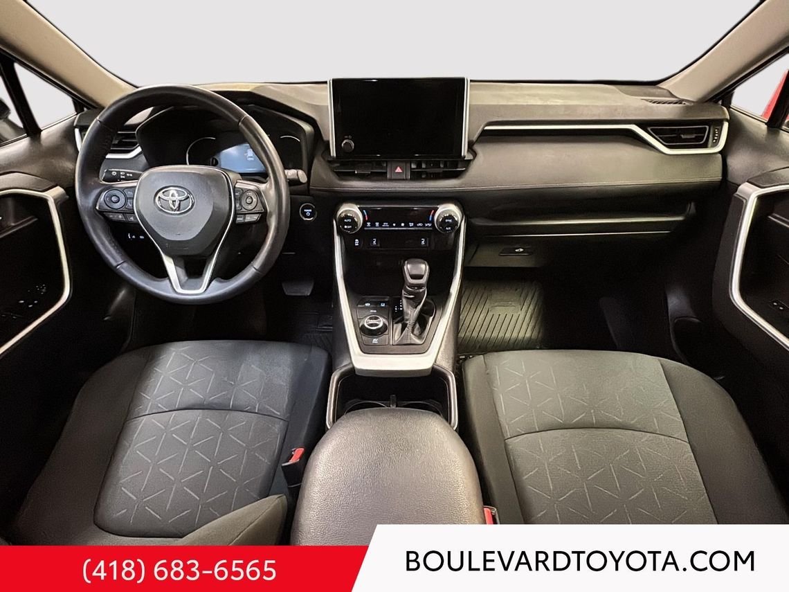Toyota RAV4 99232A-83 | XLE, AWD 2023 Gris Québec - photo #27