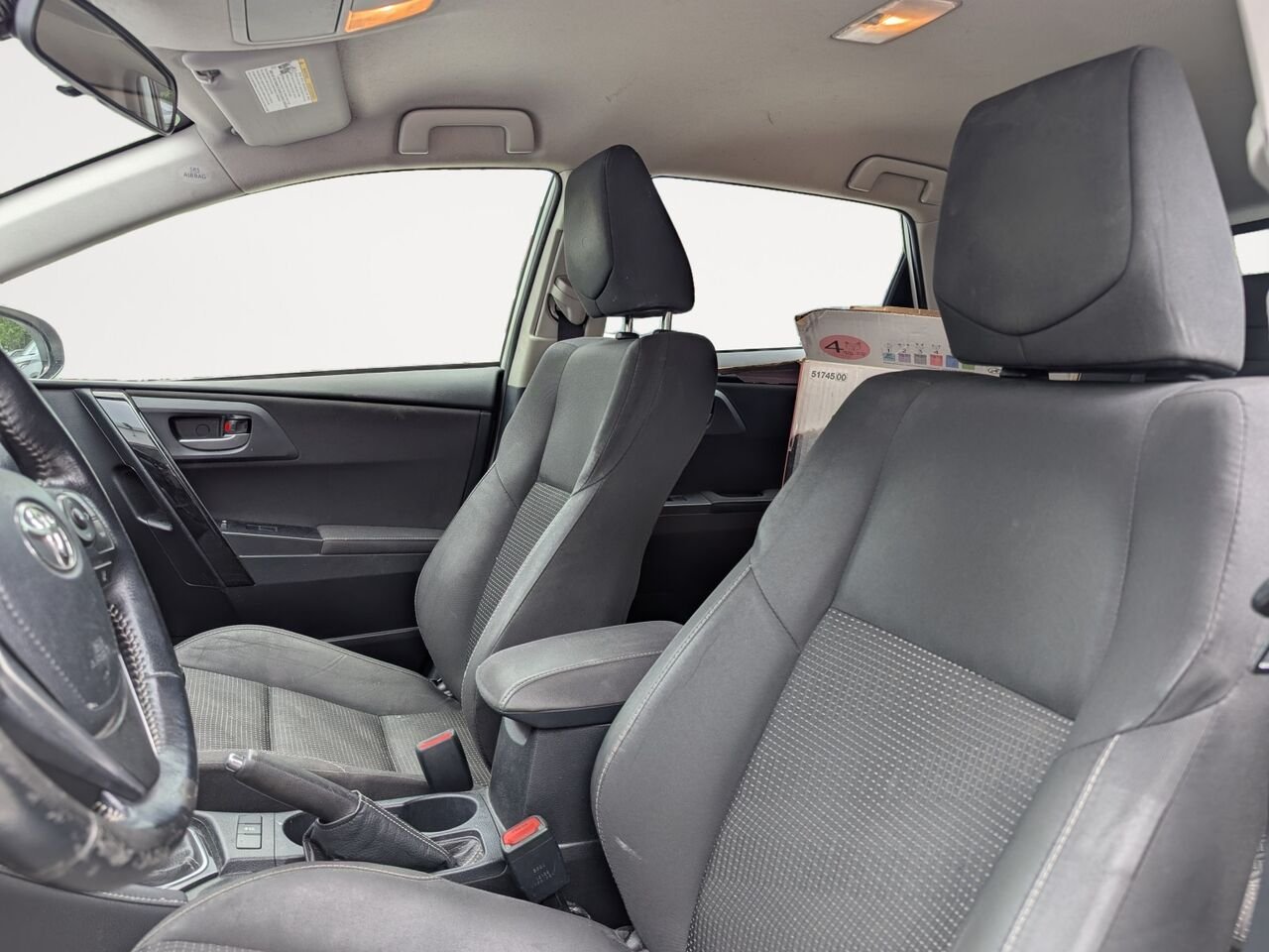 2018 Toyota Corolla iM JTNKARJE2JJ571162 White Sherbrooke - photo #7