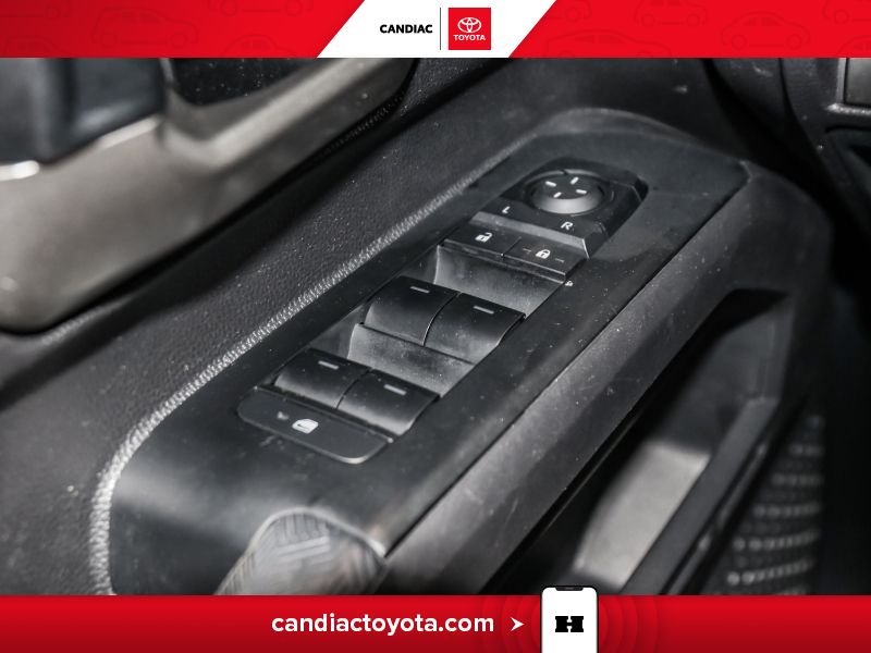Toyota Tacoma TR04079 | 4x4 Double Cab Auto - COUVERT DE BOITE 2024 Noir Laval - photo #17