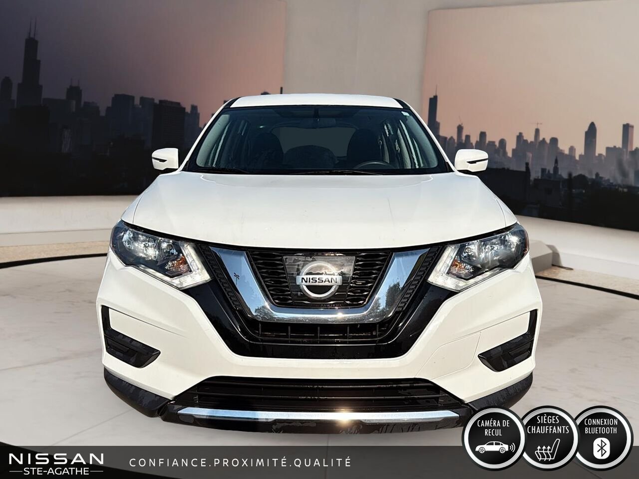 2017 Nissan Rogue White Sainte-Agathe-des-Monts - photo #1