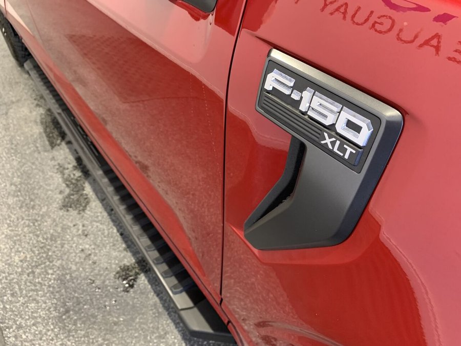 2022 Ford F-150 SUPERCREW XLT 2022 Red
