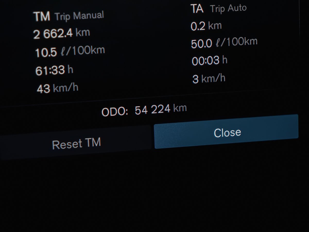 2023 Volvo XC60 B6 PLUS DARK CLIMATE Blue Montreal - photo #9
