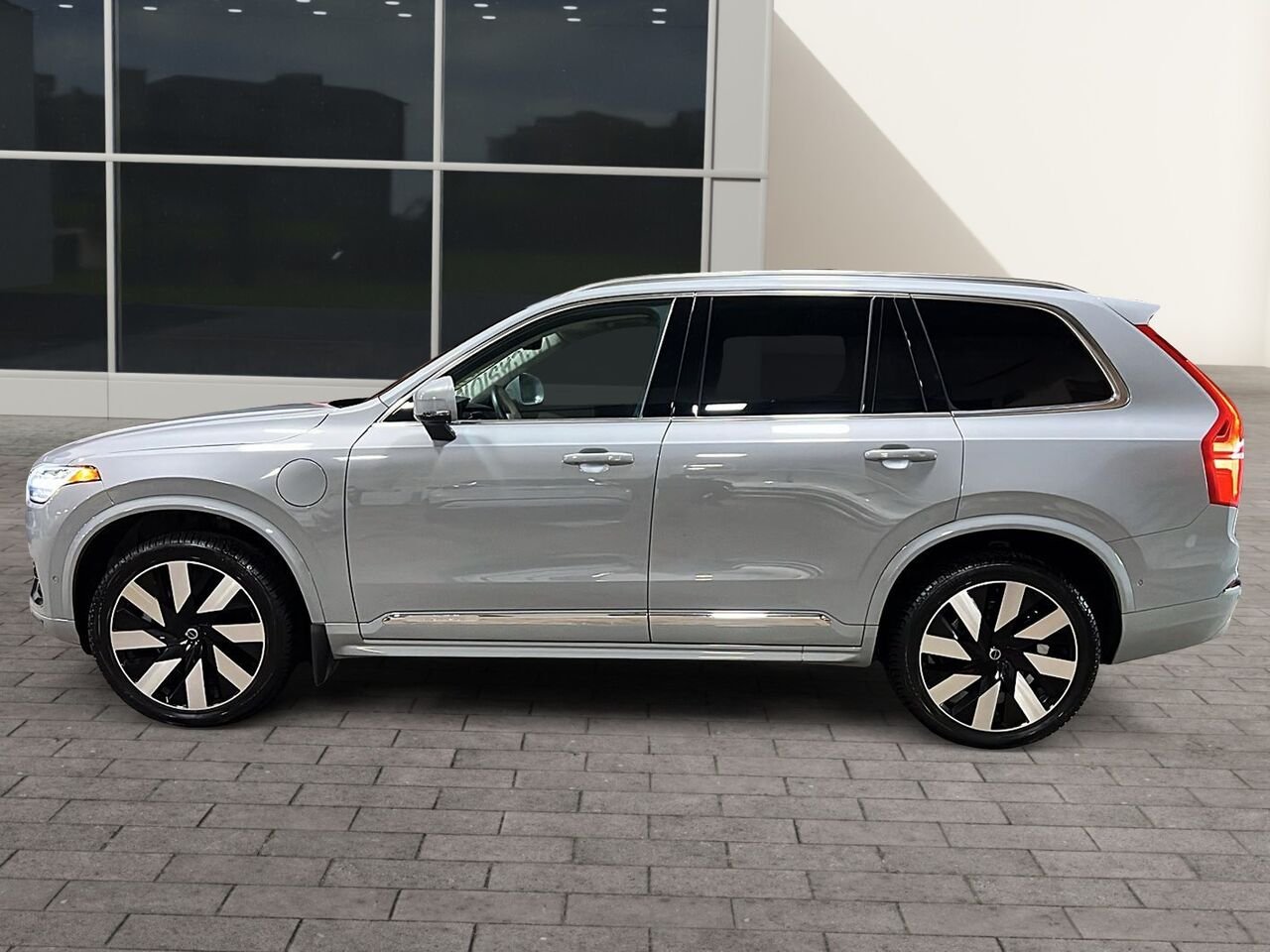 2024 Volvo XC90 Recharge PLUS BRIGHT THEME PHEV Grey Québec - photo #4