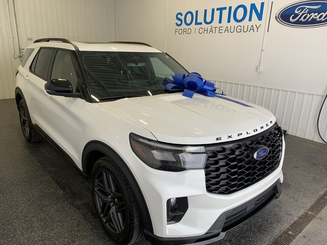 2025 Ford Explorer ST EXPLORER ST 4WD White Châteauguay - photo #4