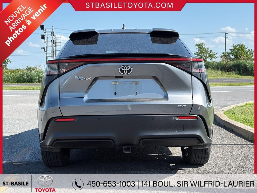 TOYOTA BZ4X 2023 2023 Gris