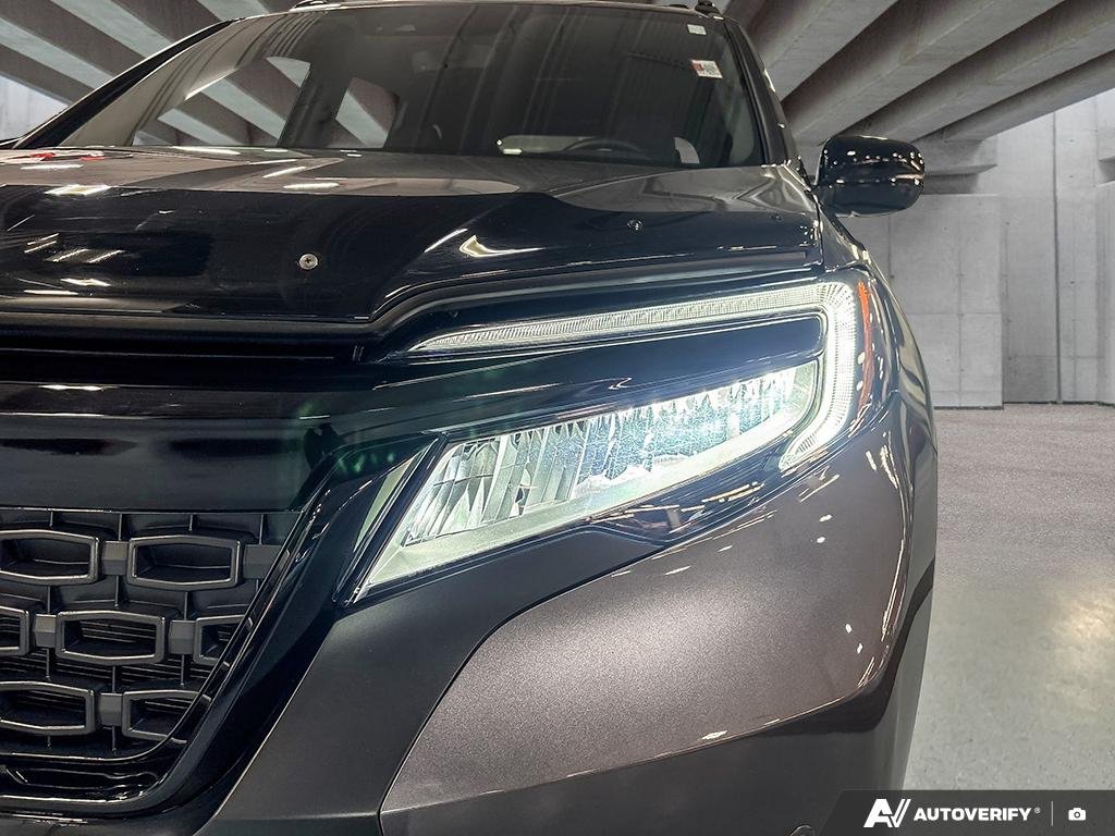 2021 Honda Passport 2601173A | Touring Black Edmonton - photo #7
