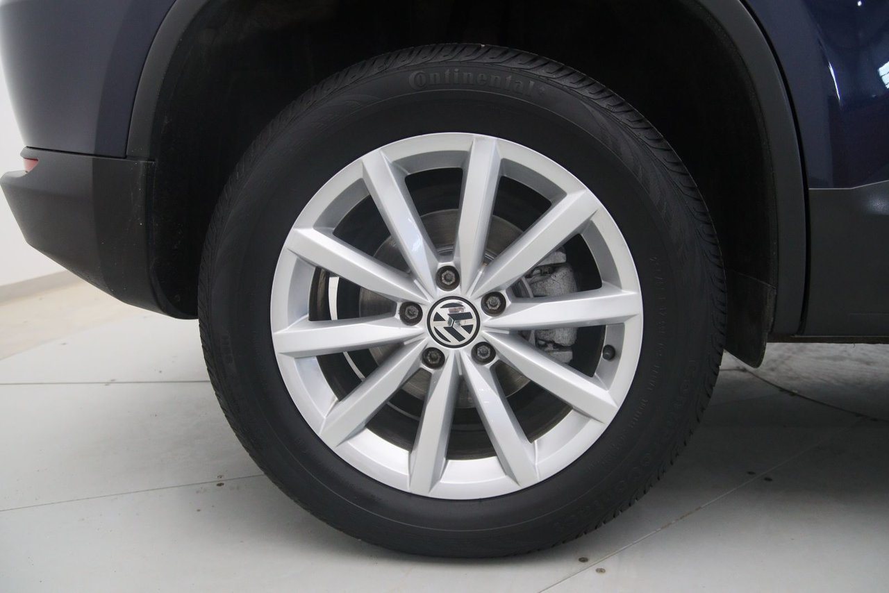Volkswagen Tiguan NIV WVGNV7AX5HK016430 2017 Bleu Baie-Comeau - photo #15
