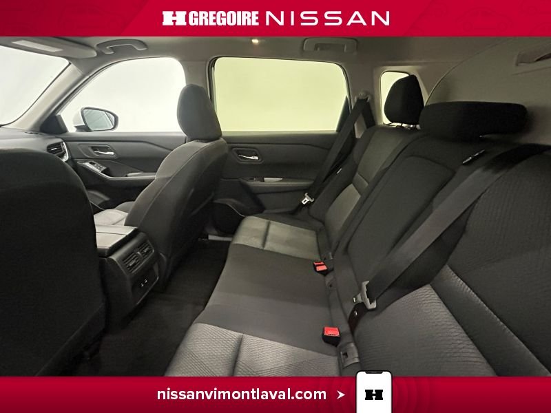2024 Nissan Rogue White Saint-Eustache - photo #16