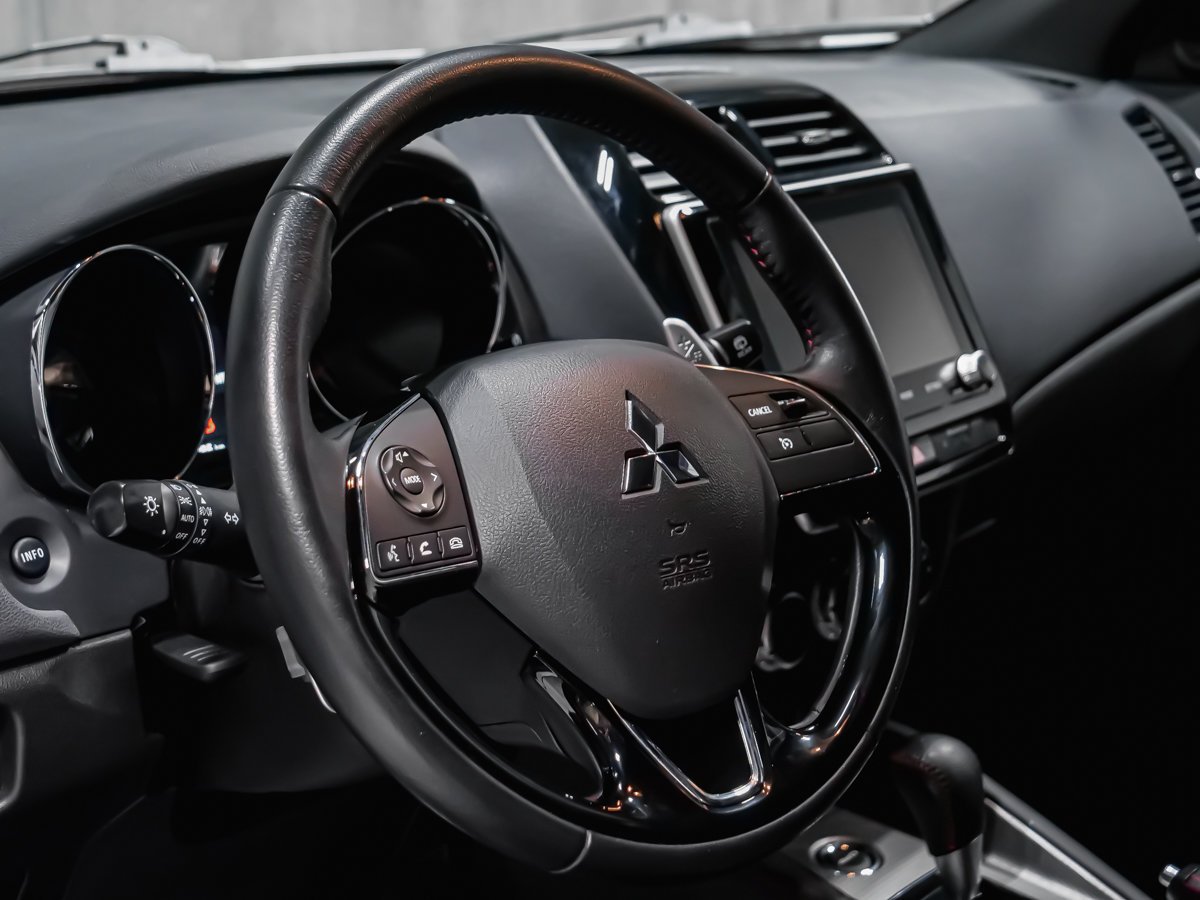 2020 Mitsubishi RVR LE 4WD Montreal - photo #7