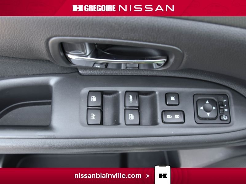 Mitsubishi Outlander 2018 Blanc Laval - photo #21