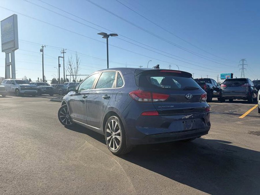 2018 Hyundai Elantra GT 2018 Blue