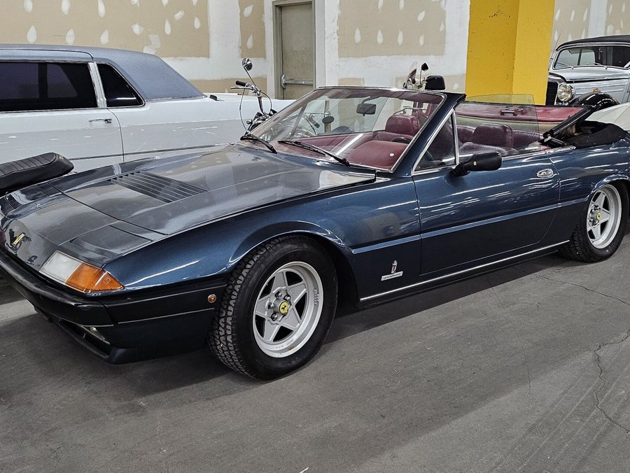 1984 Ferrari 400 i 1984 Blue